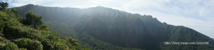 2016년 언니들과 함께한 제주도 여행 2일차 - 유네스코 세계자연유산인 한라산 영실코스 등산