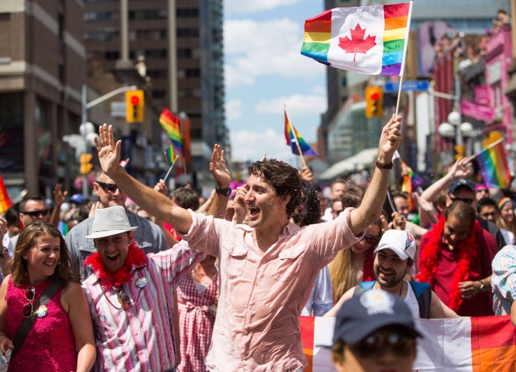  Pride Parade Toronto 2016 - 성소수자들의 인권을 존중하는 캐나다!