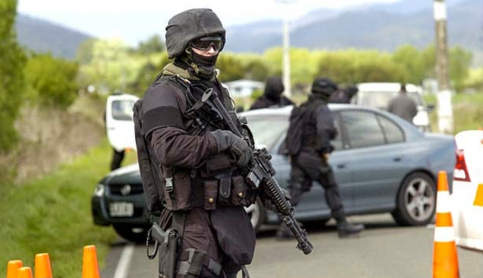 뉴질랜드 - 퀸즈타운 공항의 비행기에서 폭탄 테러 노트 발견돼