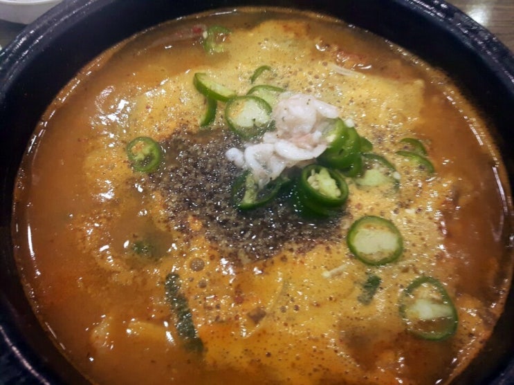  능동 진천 토종순대 '혈기보충 순대국밥 매운맛 강추'