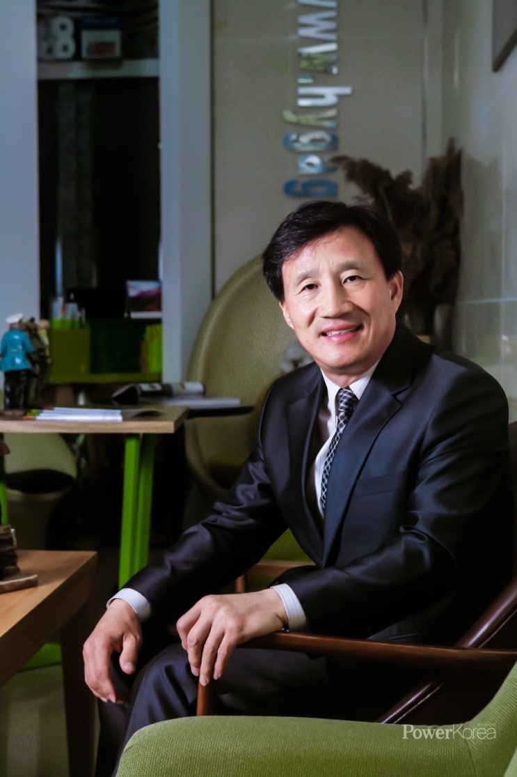  각각의 트렌드에 걸 맞는 고품질의 명품가구들을 제공하는 한양디자인가구
