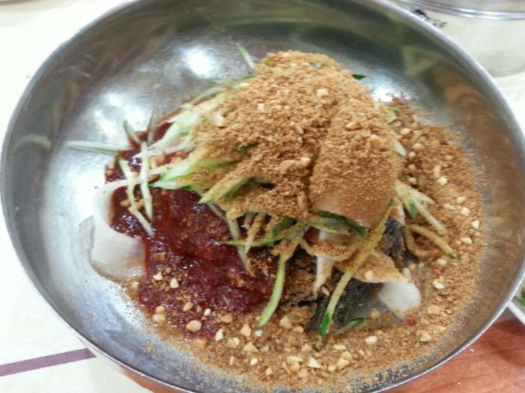  정읍 상동 산골 냉면!!! 견과류 대박