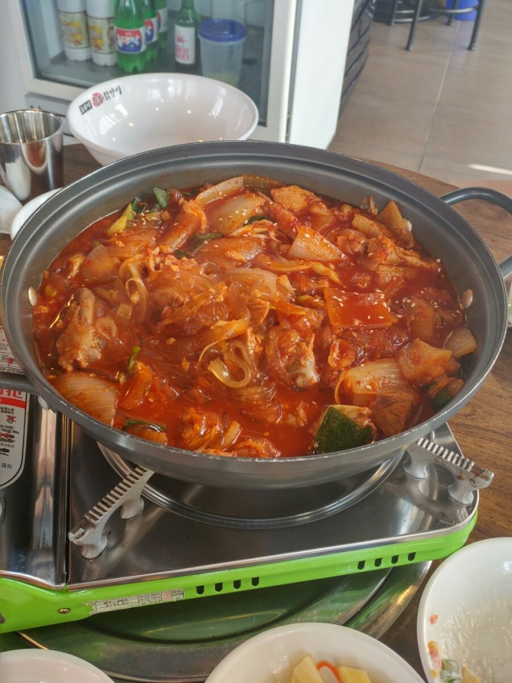  오라이 숯불닭갈비 매운돼지갈비찜