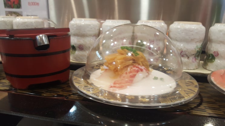  중동현대백화점지하회전초밥