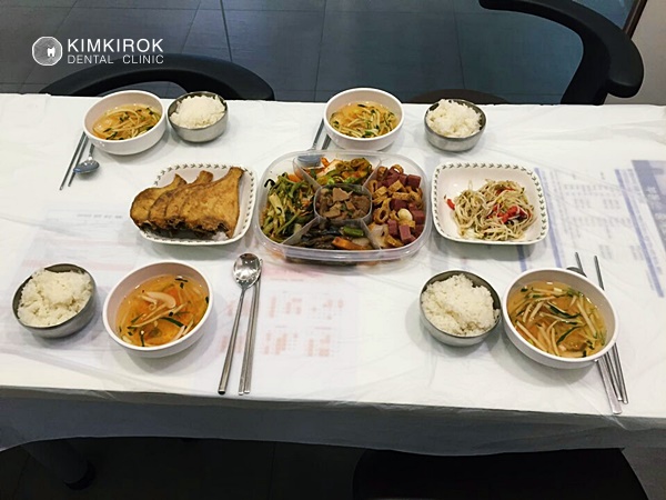 영통구치과 : 무더위에도 건강지키는 즐거운 점심시간!