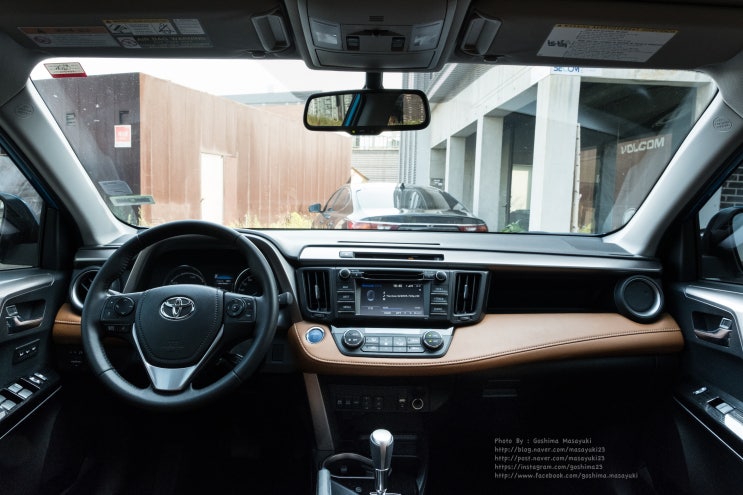 Toyota Rav4 Hybrid(토요타 라브4 하이브리드) 시승기~! - 2편 (실내, 주행성능, 종합편 ) - : 네이버 블로그