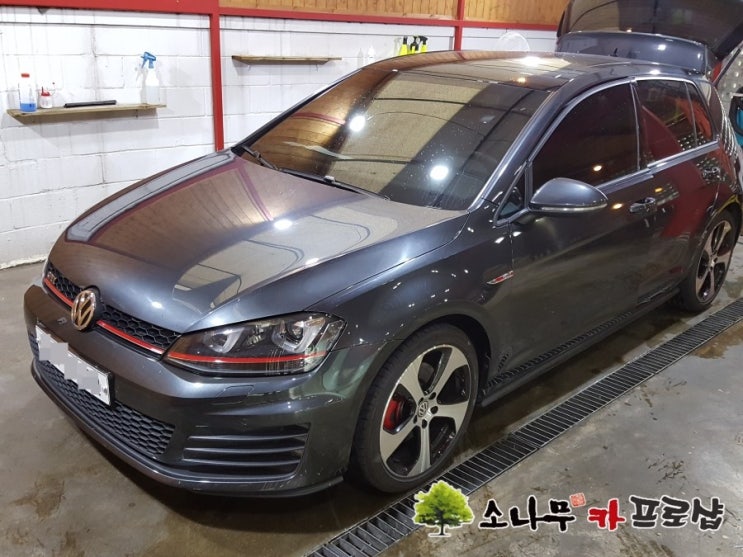  폭스바겐 골프GTI  후방카메라 장착 