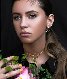 [아이리스로/Iris Law]샤넬이 선택한 새로운 뮤즈, 그녀는 바로...주드로의 딸!