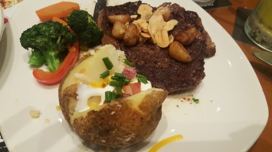 아웃백 갈릭스테이크 & 설빙 망고치즈빙수 아웃백 갈릭스테이크 & 설빙 망고치즈빙수