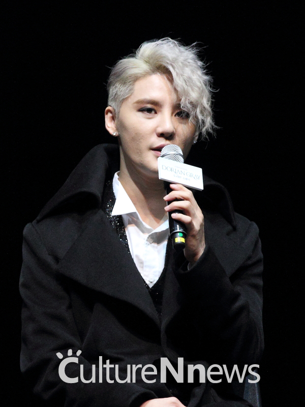 김준수, "타이틀롤 부담, 세 시간 안에 다양성 담으려 노력" 김준수, "타이틀롤 부담, 세 시간 안에 다양성 담으려 노력"