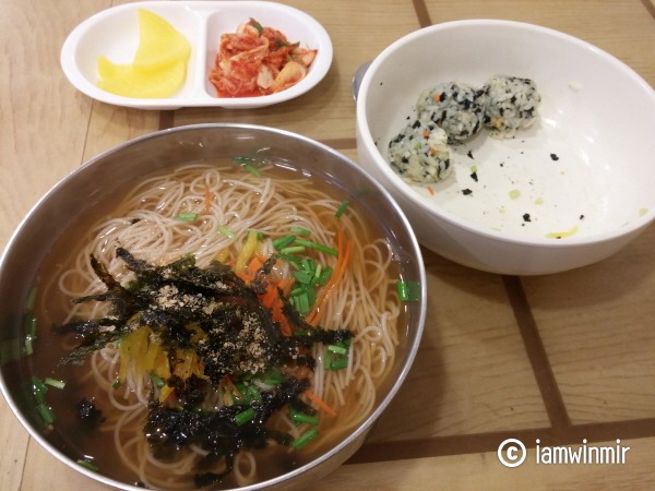 [구디/구로디지털단지 맛집] 혼밥하기 좋은 "구포국수"