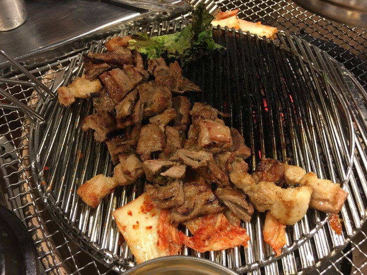 굽은다리 삼겹살 맛집 "작은깡통"