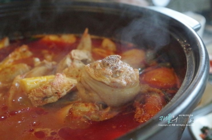 파주롯데아울렛 맛집 심학산토종닭 추천