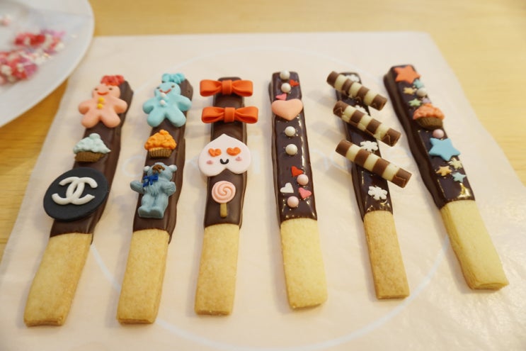 대학로 데이트코스, 케익아이메이드에서 수제쿠키, 빼빼로 만들기 :) 대학로 데이트코스, 케익아이메이드에서 수제쿠키, 빼빼로 만들기 :)