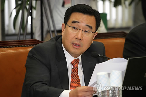 김정훈 "가짜 석유 주유소 10곳 중 한곳 가짜 면세유 판매" 김정훈 "가짜 석유 주유소 10곳 중 한곳 가짜 면세유 판매"