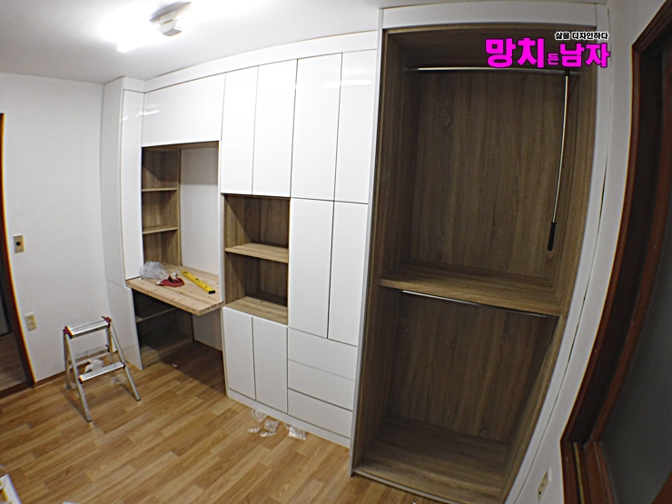  [대구 경북 구미 경산 경주] 붙박이장 & 책장 & 책상 시공 제작 하이그로시 붙박이  [망치든남자]