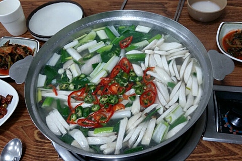 윤가네닭칼국수 이미지