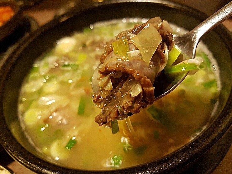  퇴근 후 순대국에 한잔 !