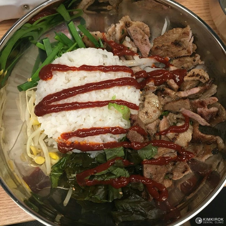영통맛집! 영통 탑프라자 1층, 찰진맛의 고깃집 '쌍다리돼지불백'