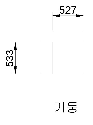  사각 기둥 _ 원형 책상 _ 필경대