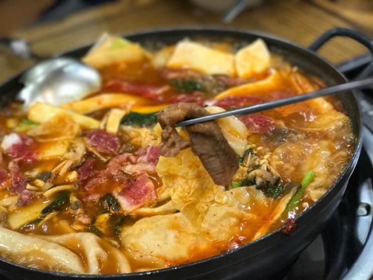  수원 천천동 본만두