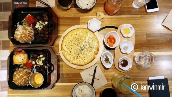 [홍대놀이터 맛집] 가성비 좋은 "모모스테이크 홍대점"