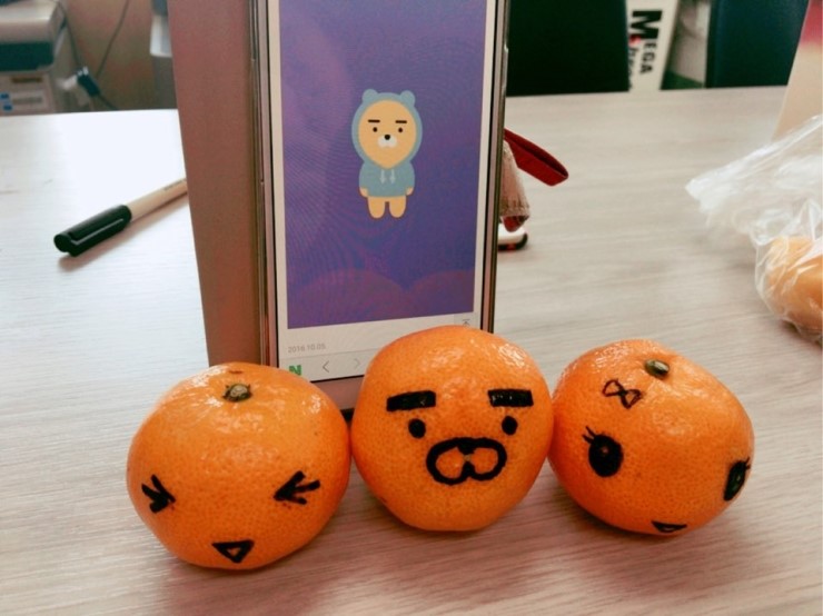 HY 귤 공작소 :) HY 귤 공작소 :)
