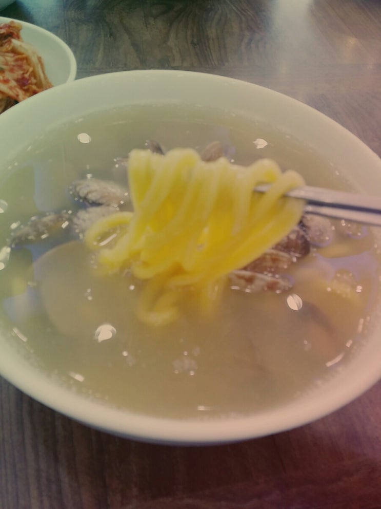  죽전 황도 바지락 칼국수