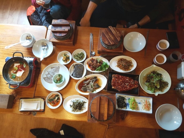  옛골 시골밥상 애니골 한정식은 여기~