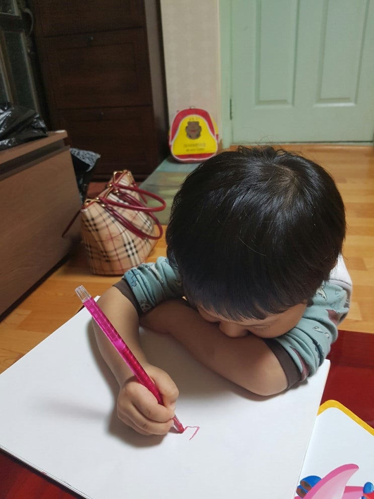  워킹맘의 육아일기 그리고 그림그리기