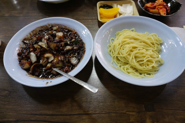  군산 장미동 '홍영장' 물짜장, 간짜장