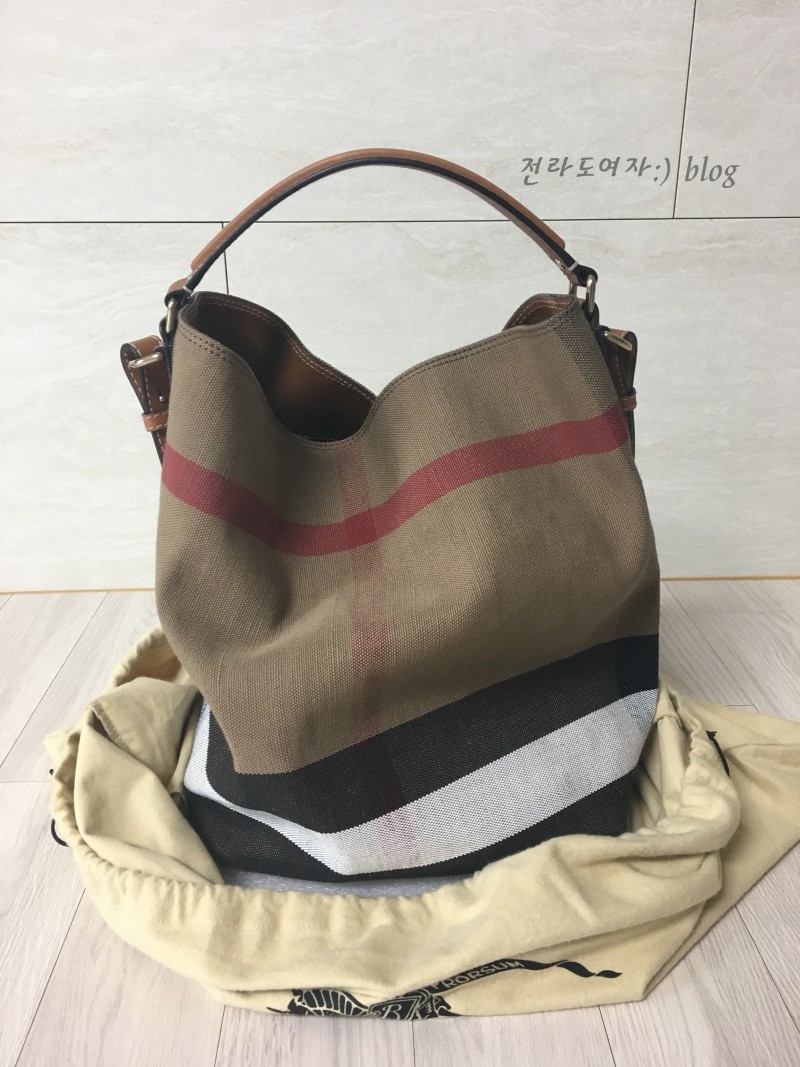 버버리 호보백 기저귀 가방 추천 :) 볼수록 매력있는 가방♡ : 네이버 블로그