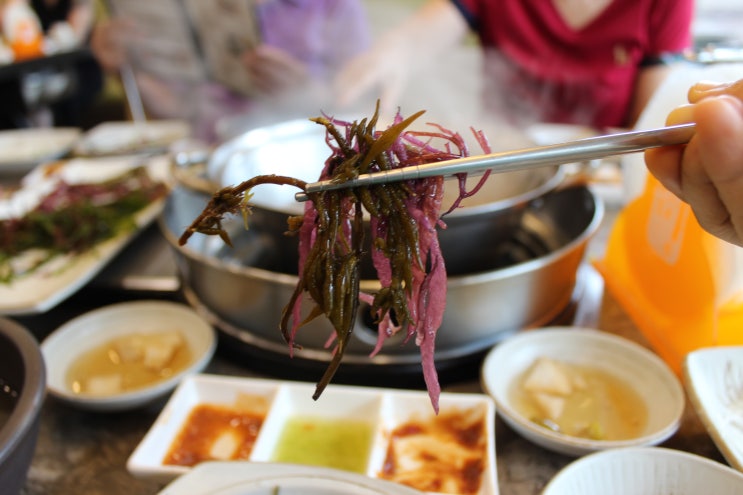  연말 홈파티 할 때, 뭘 준비하면 성공적일까요?