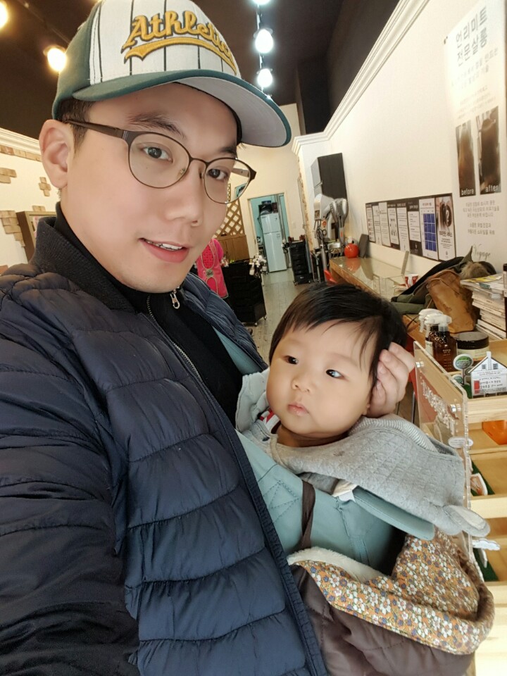  (육아통신) 아기 미용실 나들이 가던 날