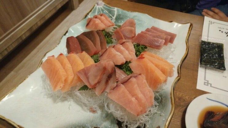  크리스마스 이브!! 참치회랑 세계병맥주!! 병점에서^^