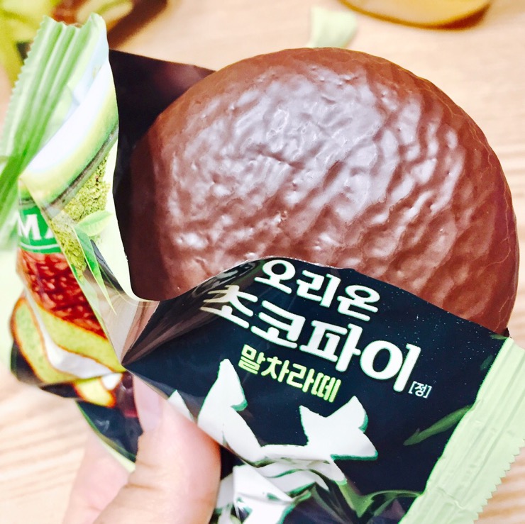  오리온 초코파이 말차라떼 맛본후기