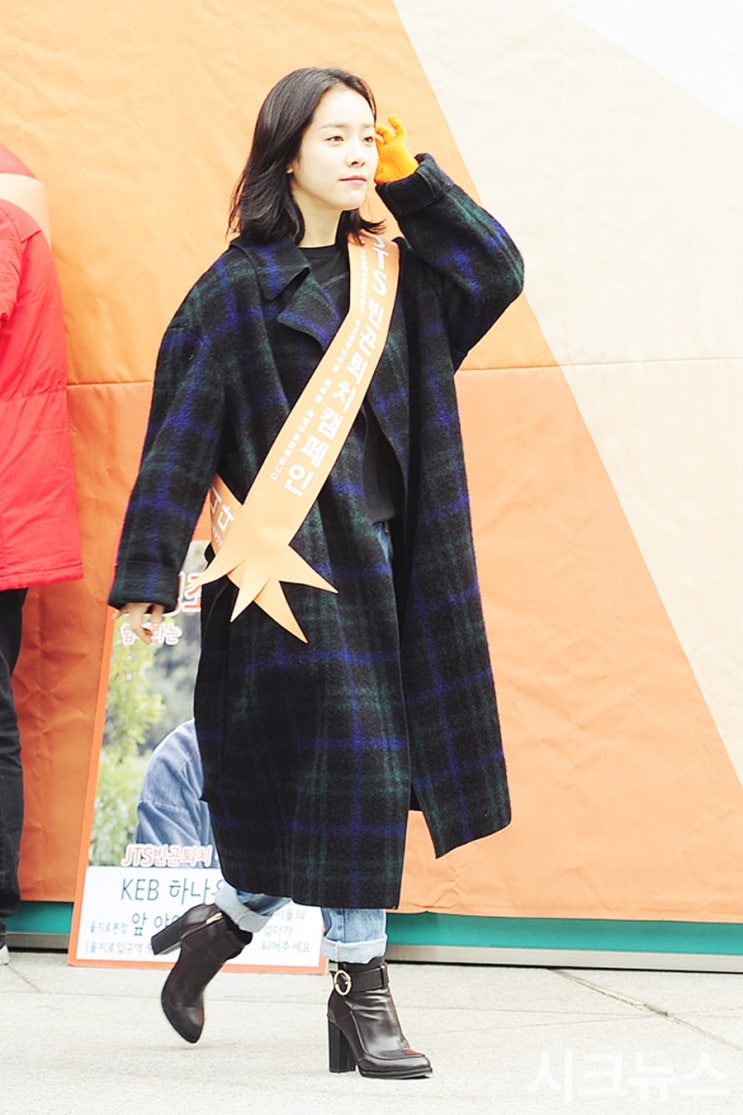 <b>한지민</b> 코트 스테파넬 여자 롱코트네용!