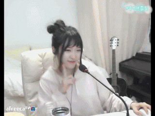 6번째 아프리카TV에서 생긴일 0405 햇살살 ~ 신나는 <걸그룹 특집> 6번째 아프리카TV에서 생긴일 0405 햇살살 ~ 신나는 <걸그룹 특집>