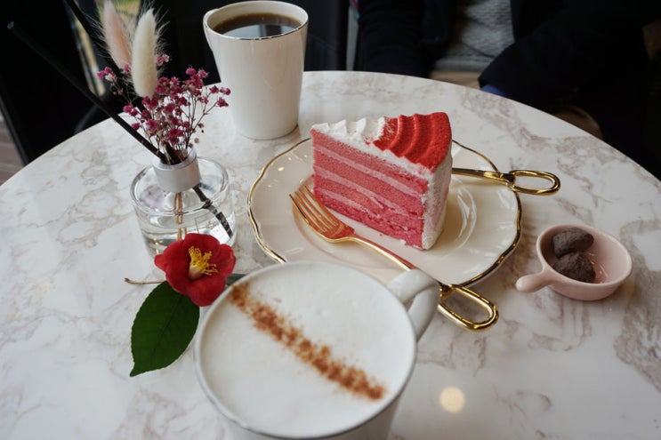  여수카페, 예쁜 플라워카페 머머링커피 Murmuring Coffee