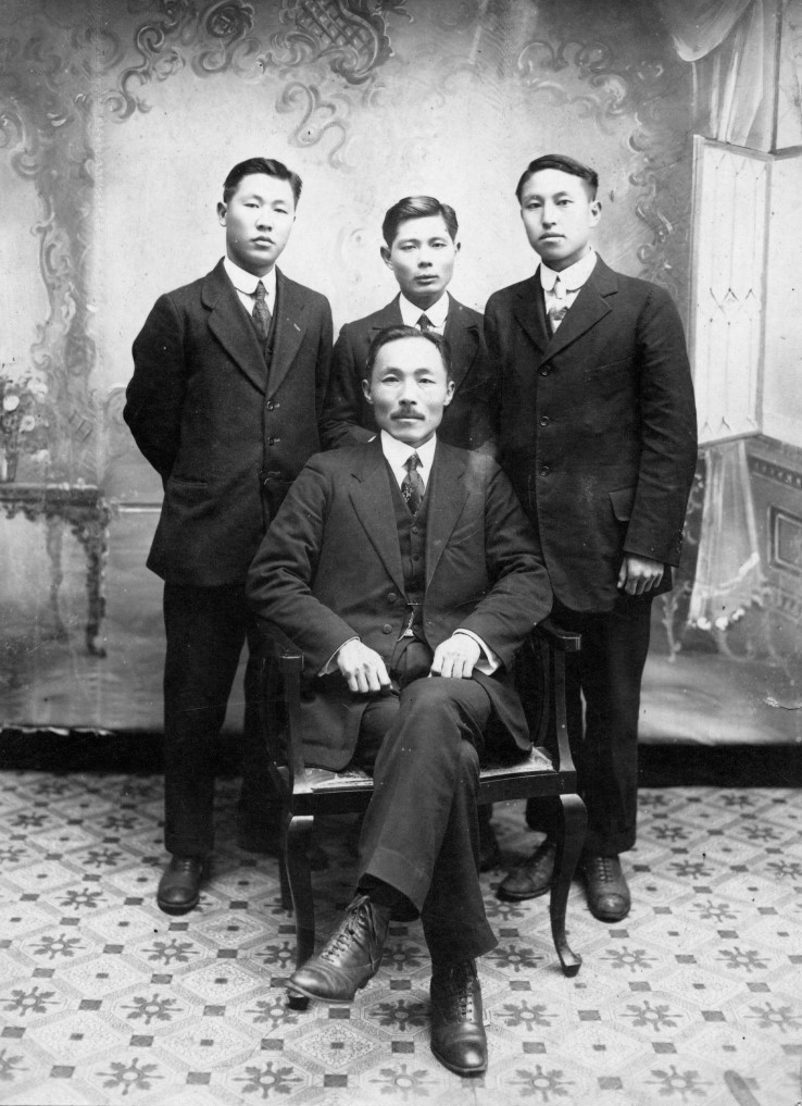 안창호와 김복형 전재순 유상규