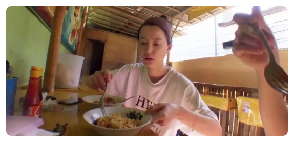 윤식당 정유미 옷 스타일 최고 ! 윤식당 정유미 옷 스타일 최고 !