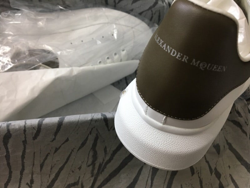 Alexander mcqueen 알렉산더맥퀸 오버솔 스니커즈