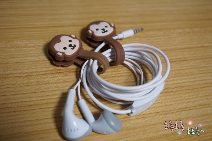 이어폰 선정리 줄감개로 깔끔하게