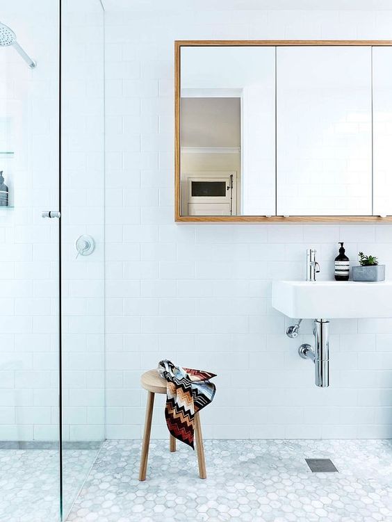 심플하게 혹은 화려하게 욕실인테리어 포인트주기 좋은 거울 디자인, 욕실거울 자료보기