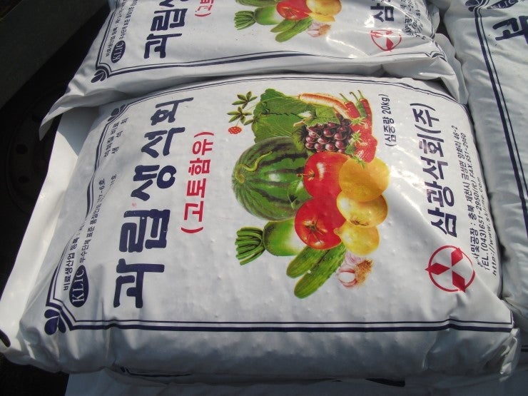 토양개량제 산화칼슘/ 과립생석회 시비