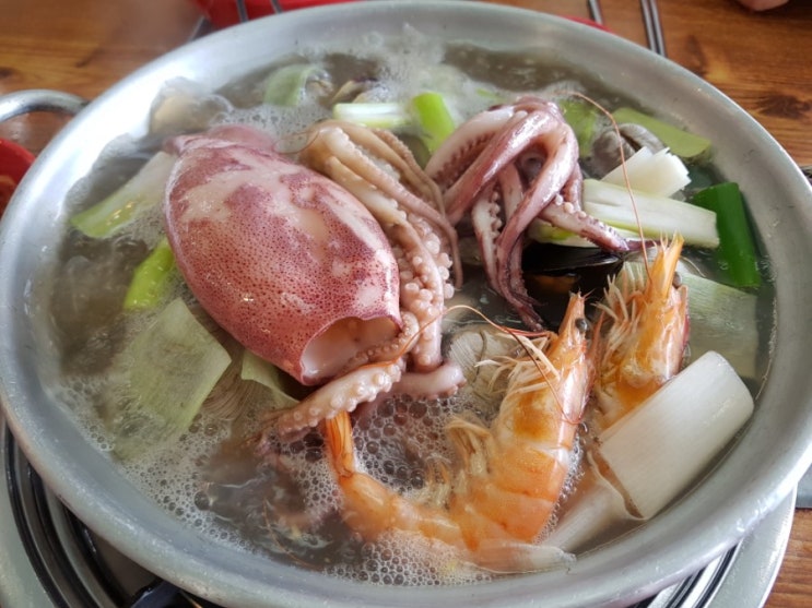  해물, 조개 한가득! 박승광 최강해물손칼국수