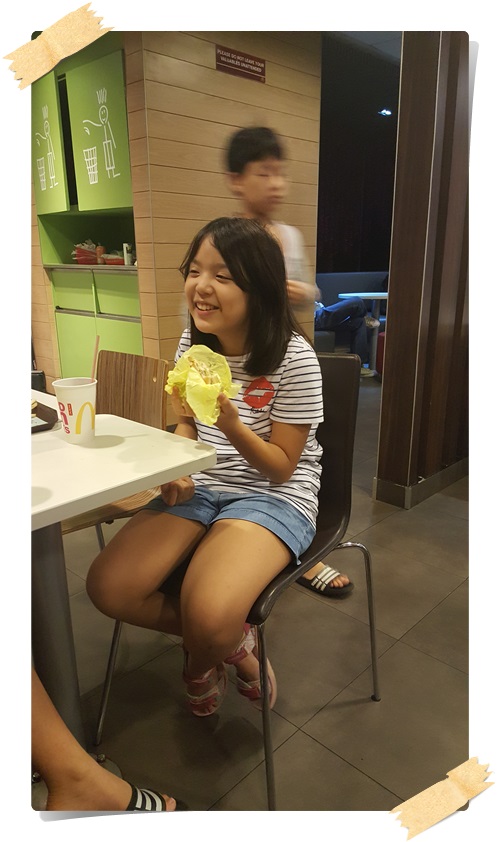  알라방 홈스테이 햄버거는 역시 맥도날드지~