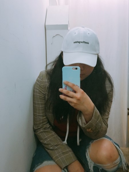  [볼캡브랜드] 돈포겟미 흰색 볼캡 깔끔하니 너무 멋져! 