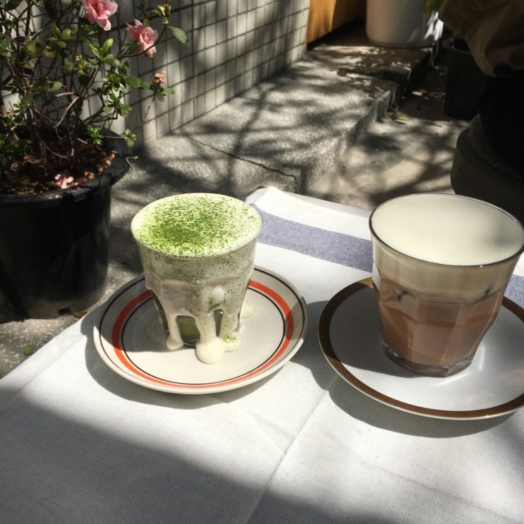  [동성로] 에이바이트 키친(abite kichen) / 노스텔지아 커피(nostalgia coffee)