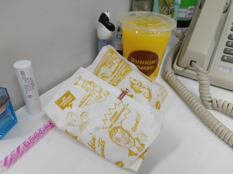  던킨 모닝콤보 핵꿀맛!